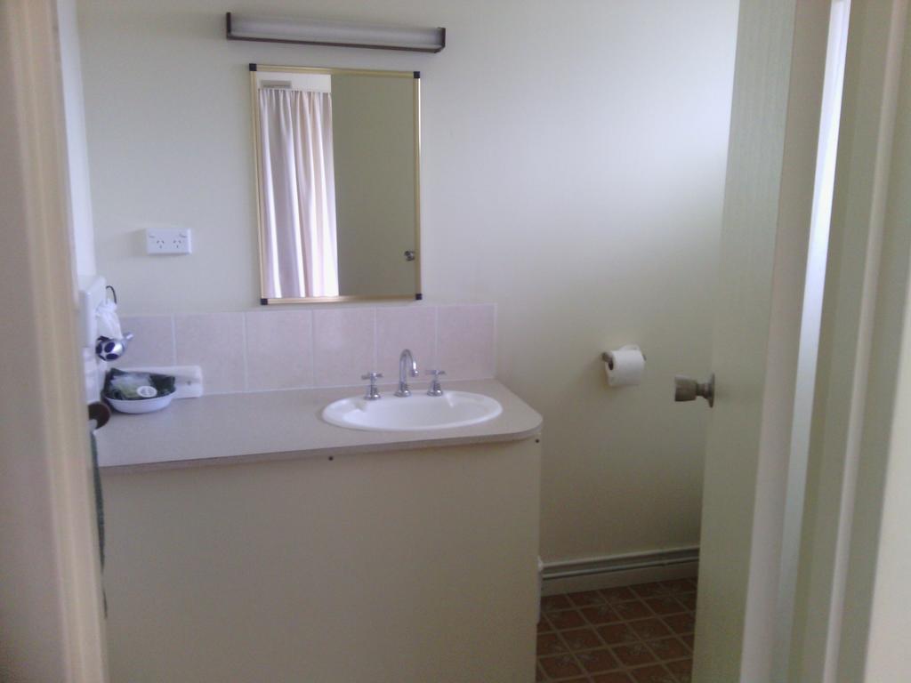 Snowy River Lodge Motel Orbost Chambre photo